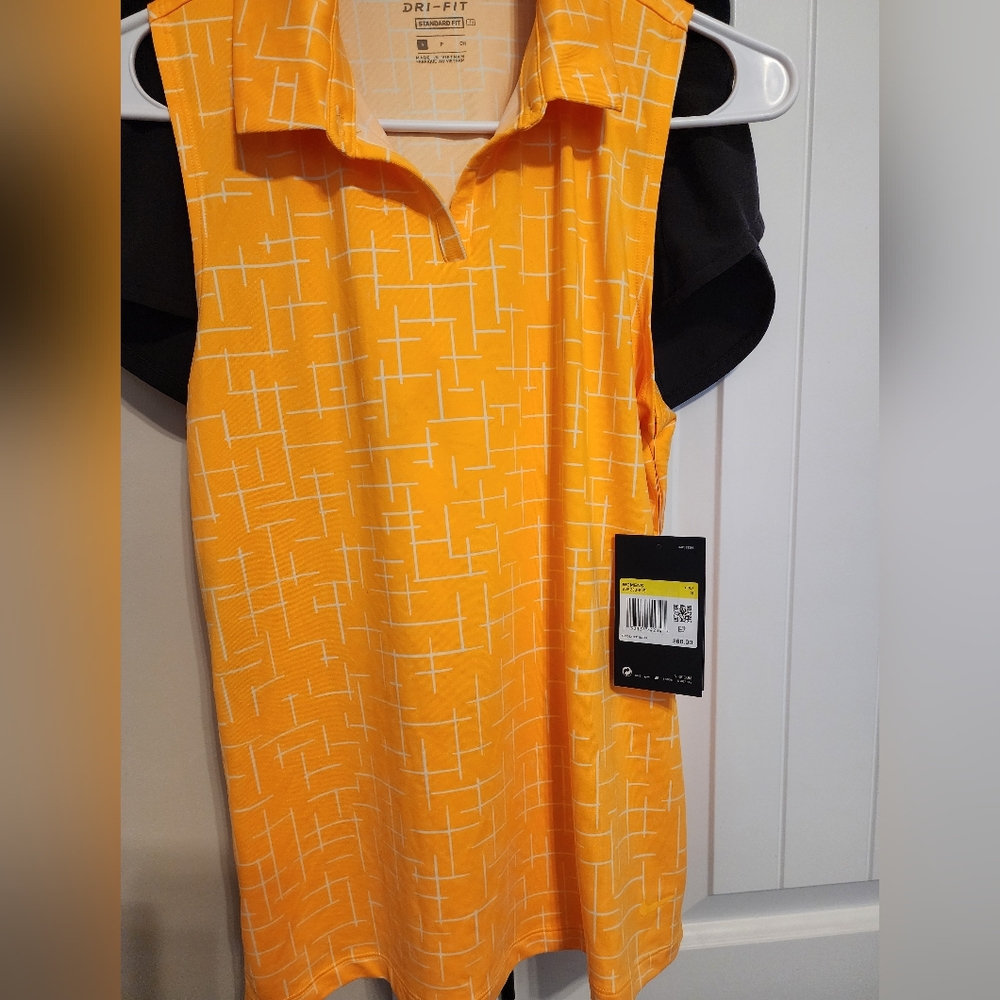 Nike Dri - Fit Golf Tee